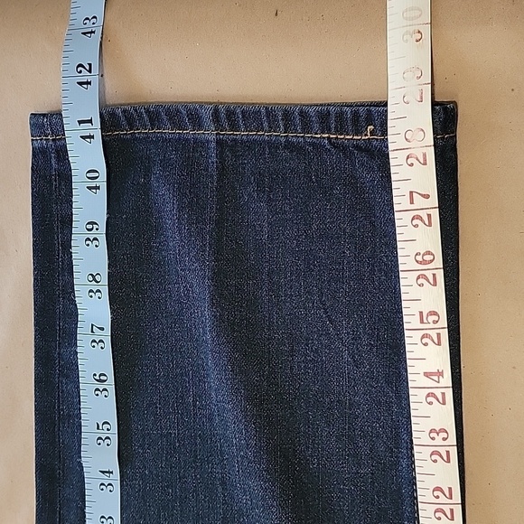 Levi's 541 Athletic Taper Jeans, Size 40x30, Dark Wash, Gently Used Condition - Picture 7 of 13